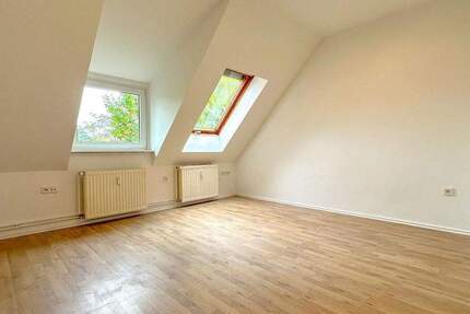 Ruhige Dachgeschoss Wohnung in Bestlage von Bremen-Lesum 3 zimmer