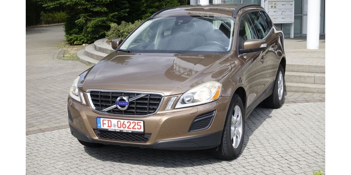 Volvo XC60 305.000 km 5.443 &euro; Fulda 36043