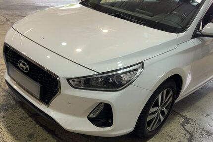 Hyundai i30 106.618 km 9.900 &euro; Michendorf 14552