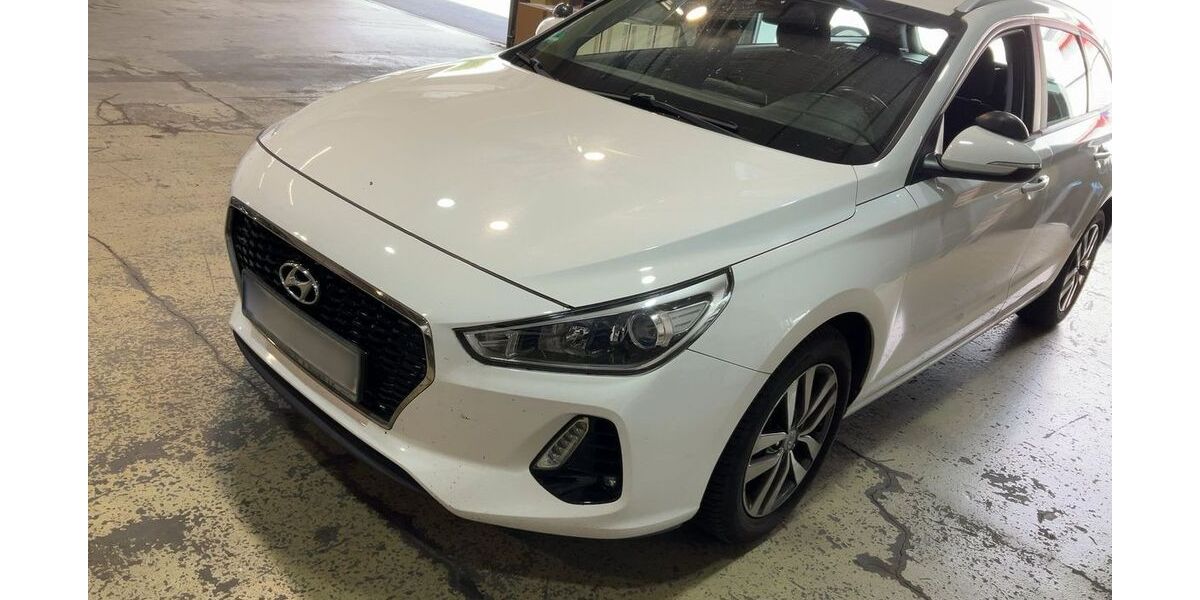 Hyundai i30 106.618 km 9.900 &euro; Michendorf 14552