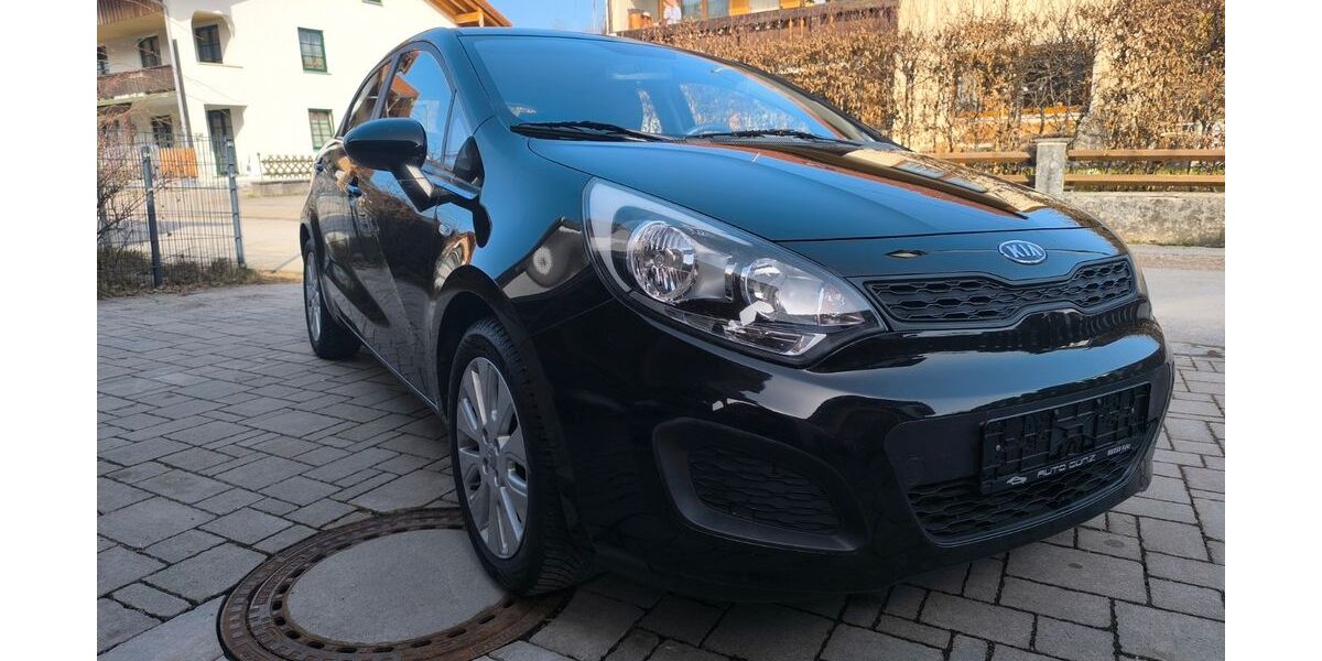 Kia Rio 185.700 km 4.990 &euro; Pfronten 87459