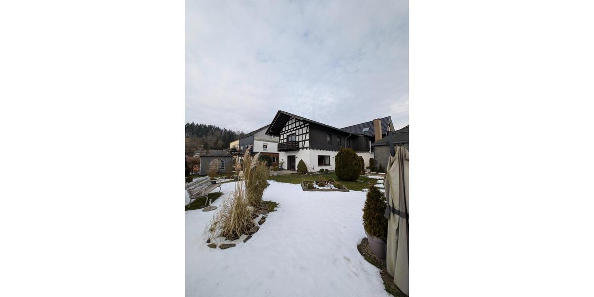 Wohnhaus mit Garten in ruhiger Lage zu vermieten 4 zimmer