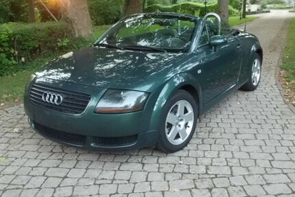 Audi TT 172.000 km 4.750 &euro; Frankfurt a. Main 65936