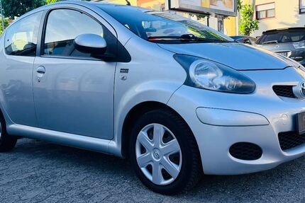 Toyota Aygo (X) 37.000 km 5.400 &euro; Saarbrücken 66115