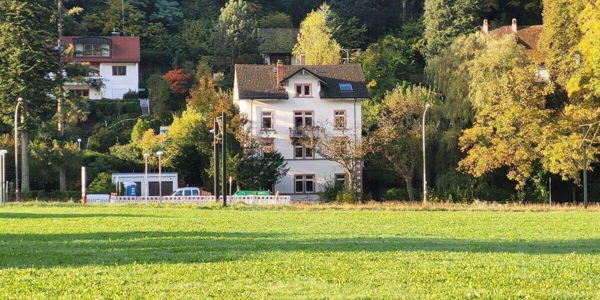 Gewerbeobjekt Freiburg im Breisgau Günterstal - 2 Zimmer, 124 m&sup2;, 299.500&euro; | Angebot:26331901