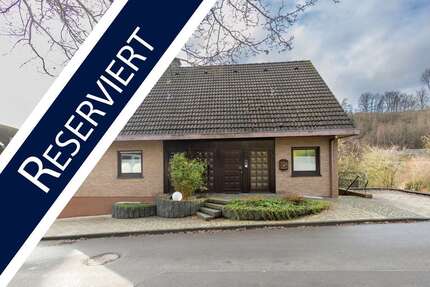 Haus zum Kaufen in Olpe Rehringhausen 350.000 € 240 m² 9 zimmer