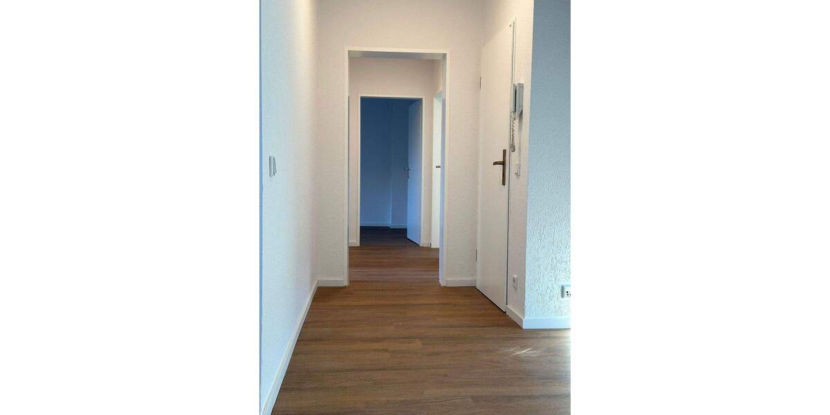 Etagenwohnung Essen Huttrop - 3 Zimmer, 96 m&sup2;, 990&euro; | Angebot:24860521