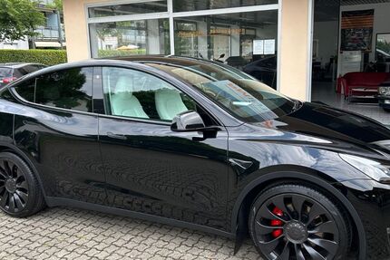Tesla Model Y 36.985 km 41.680 &euro; Lörrach 79541