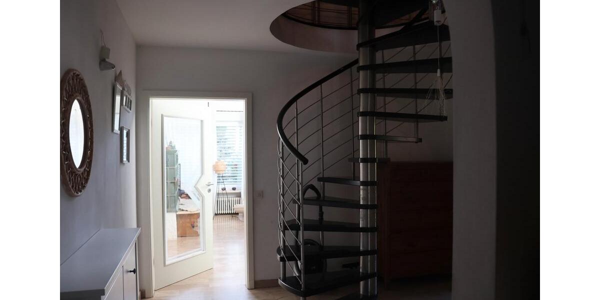 Mehrfamilienhaus, Wohnhaus Möhrendorf - 6.5 Zimmer, 198 m&sup2;, 2.700&euro; | Angebot:26306262