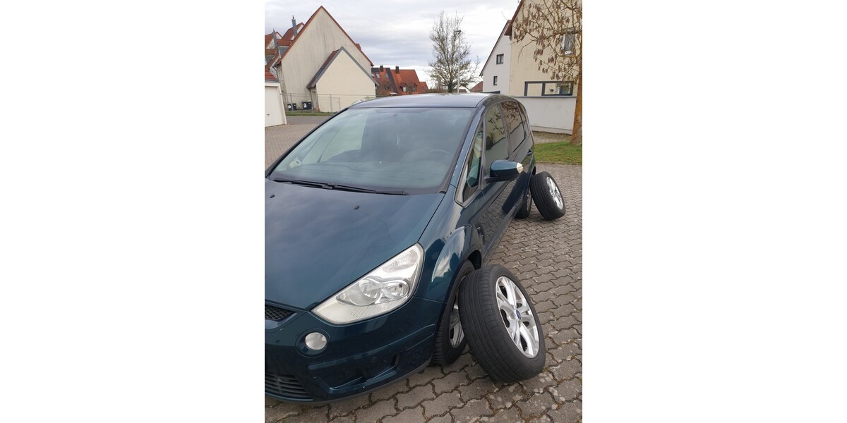 Ford S-Max 320.000 km 1.680 &euro; Euerbach 97502