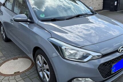 Hyundai i20 127.000 km 7.750 &euro; Osdorf 24251