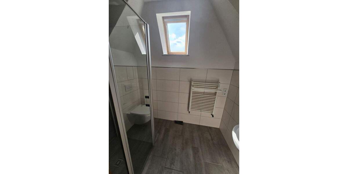 Einfamilienhaus Großpösna - 8 Zimmer, 217 m&sup2;, 2.520&euro; | Angebot:22434763