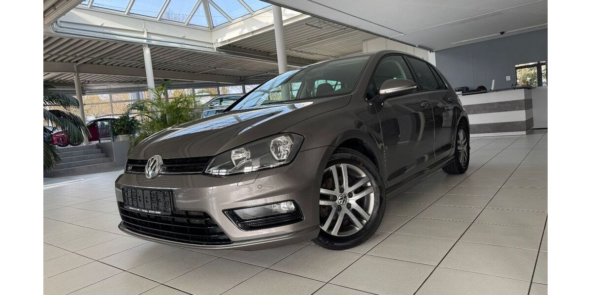 VW Golf 73.000 km 11.390 &euro; Öhringen 74613