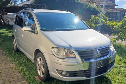 VW Touran 234.500 km 2.990 € Irlbach 94342