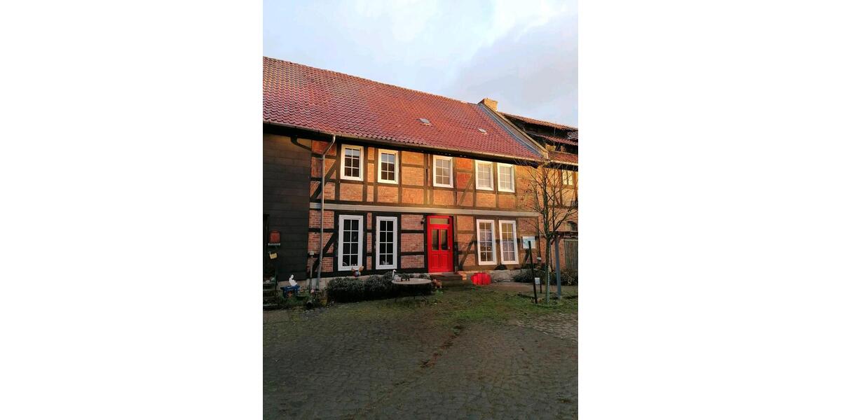 Bauernhaus, Landhaus Sickte - 5 Zimmer, 168 m&sup2;, 1.400&euro; | Angebot:26406525