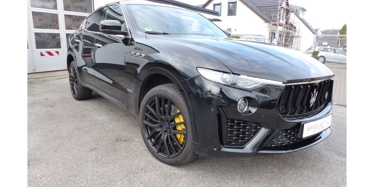 Maserati Levante 68.500 km 47.850 &euro; Solingen 42699