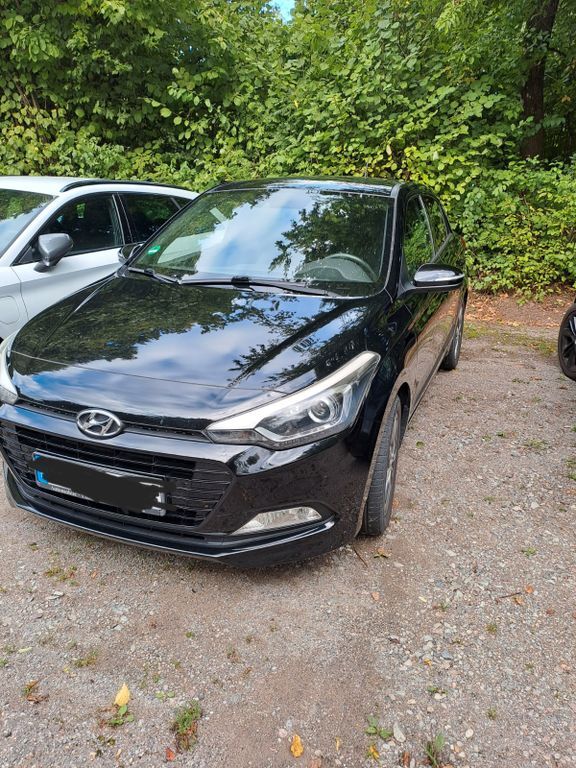 i20