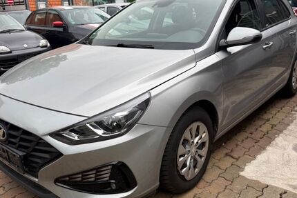 Hyundai i30 180.000 km 9.350 &euro; Wolfenbüttel (Halchter) 38304