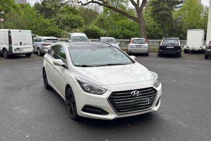 Hyundai i40 149.000 km 9.300 &euro; Köln 50769