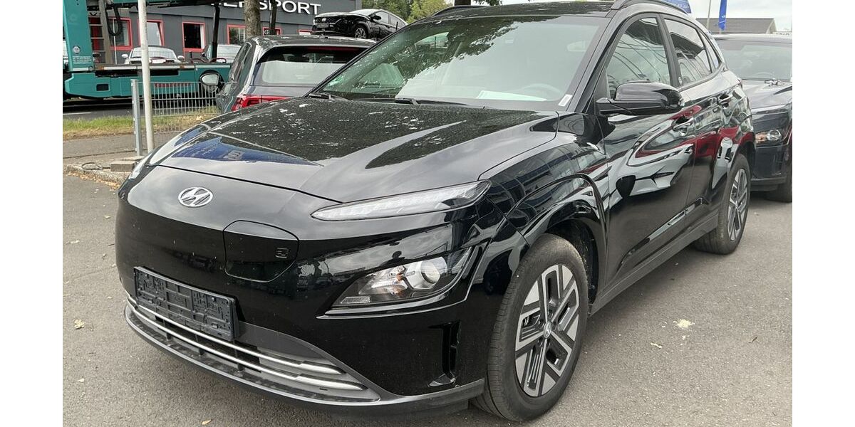 Hyundai KONA 32.334 km 18.900 &euro; Eitorf 53783