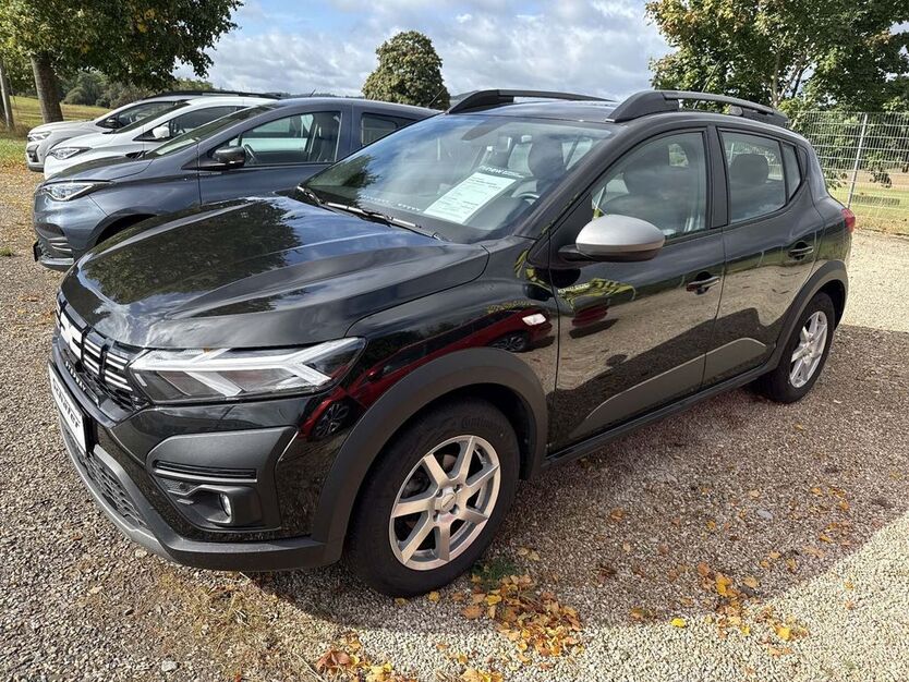 Dacia Sandero 19.000 km 15.355 € Daun 54550
