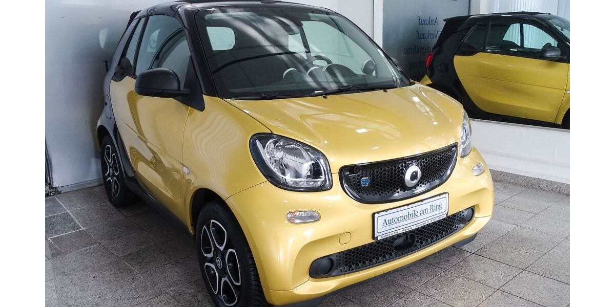 Smart ForTwo 32.520 km 10.880 € Magdeburg 39120
