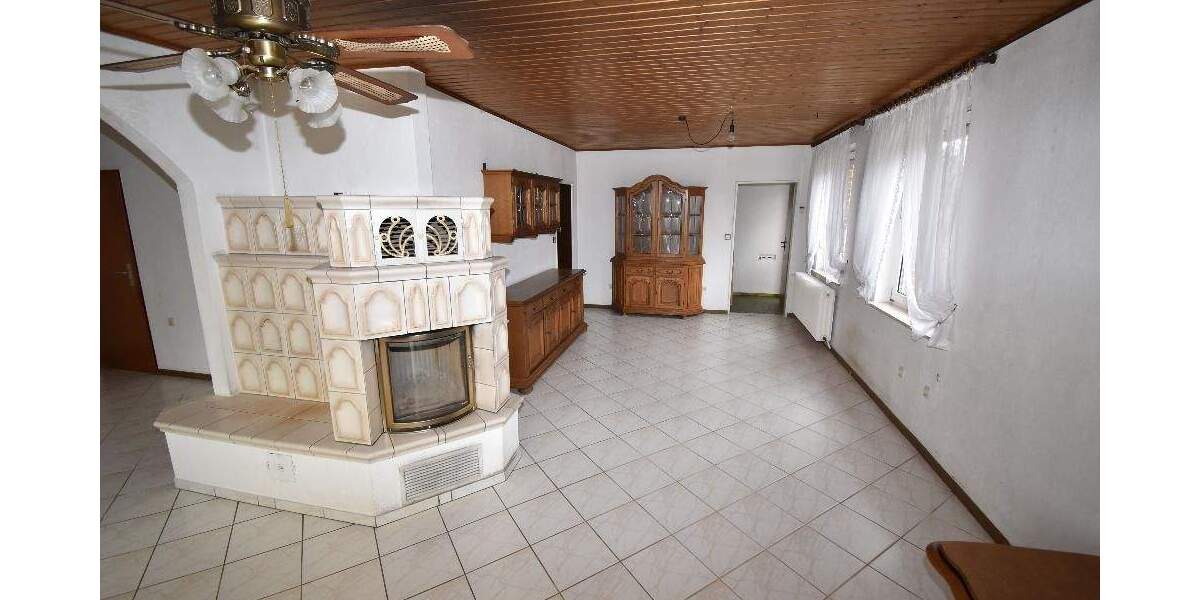 Mehrfamilienhaus, Wohnhaus Suhlendorf - 6 Zimmer, 175 m&sup2;, 229.000&euro; | Angebot:25662857