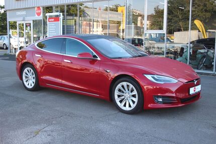 Tesla Model S 173.879 km 28.990 &euro; Krefeld 47803