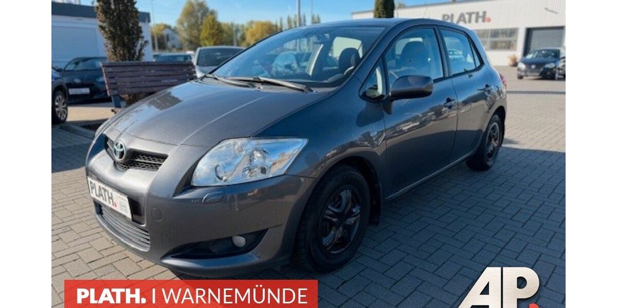 Toyota Auris 171.823 km 3.390 &euro; Rostock-Warnemünde 18119