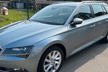 Skoda Superb 138.000 km 18.900 &euro; Weinheim 69469
