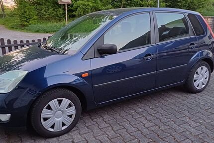 Ford Fiesta 235.000 km 1.400 € Neunkirchen-Seelscheid 53819