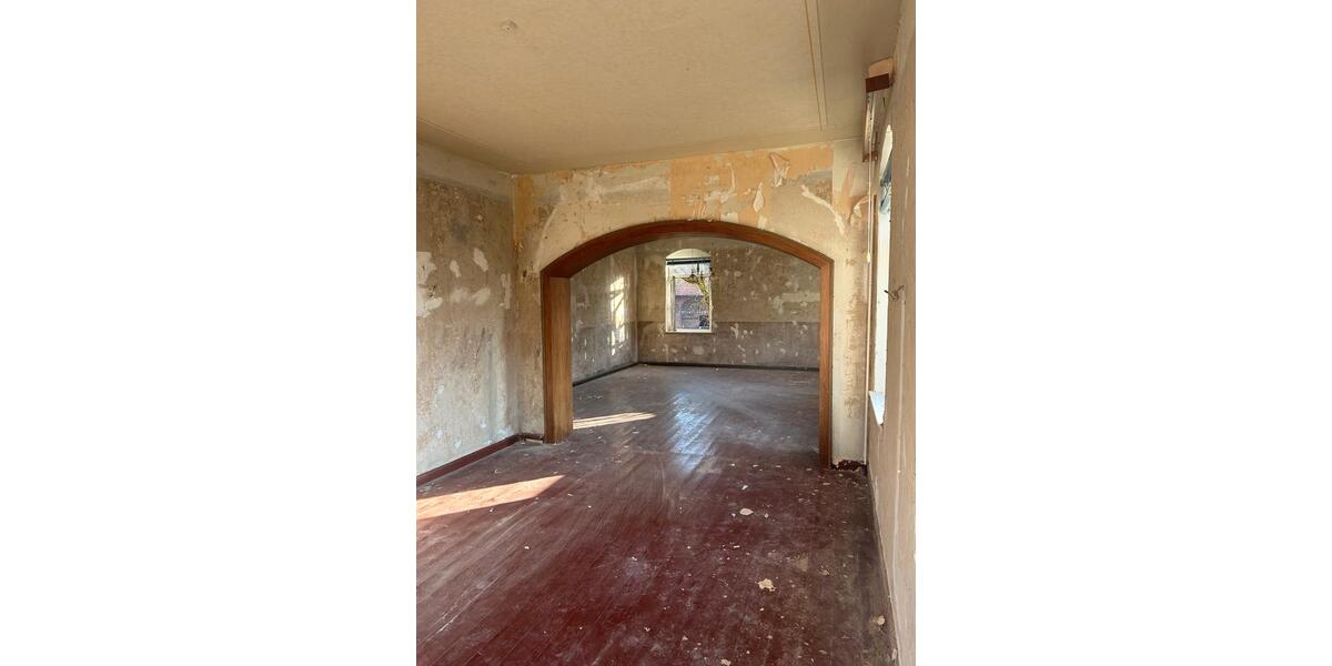 Bauernhaus, Landhaus Bad Nenndorf - 8 Zimmer, 360 m&sup2;, 295.000&euro; | Angebot:27131246