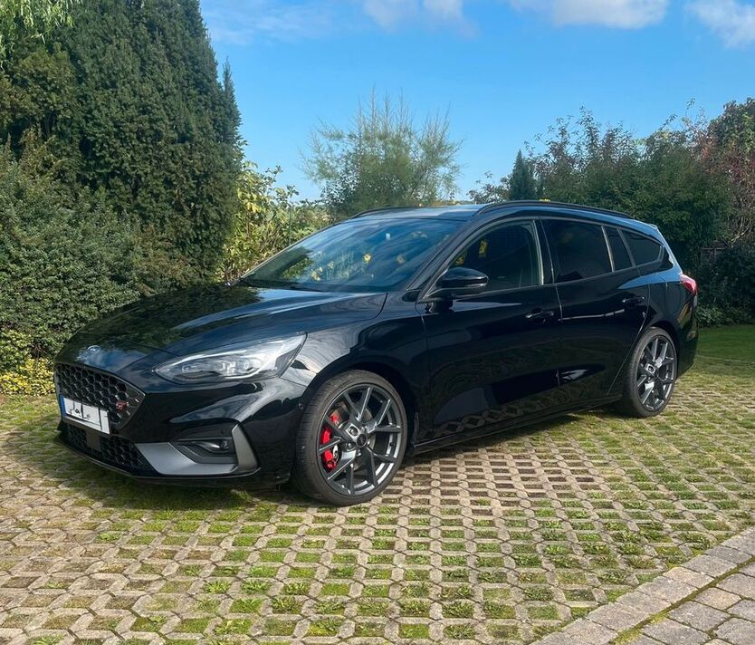 Ford Focus 23.560 km 29.000 € Bad Rodach 96476