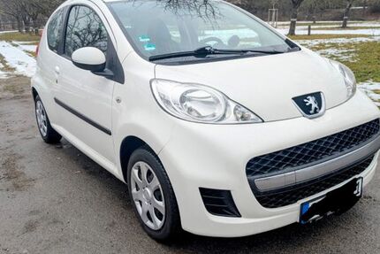 Peugeot 107 172.000 km 1.950 &euro; Schwäbisch Hall 74523