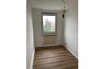 Schicke 3 Raum Wohnung, Balkon, EBK, traumhaftes Bad