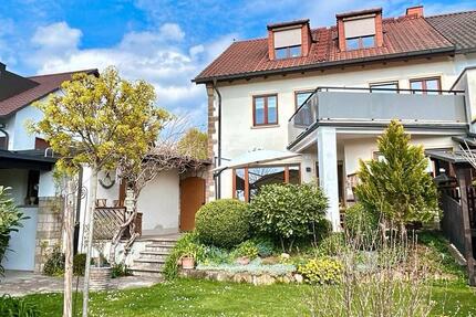 Haus Schweinfurt Haardt - 8 Zimmer, 180 m&sup2;, 720.000&euro; | Angebot:26413233