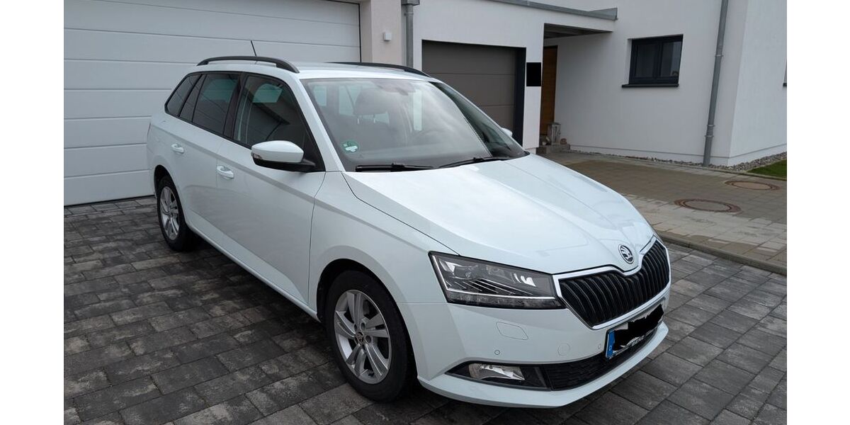 Skoda Fabia 109.800 km 9.900 &euro; Ochsenhausen 88416