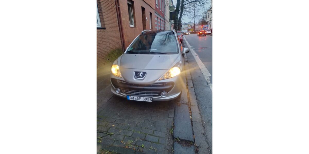 Peugeot 207 230.000 km 3.000 &euro; Duisburg 47053