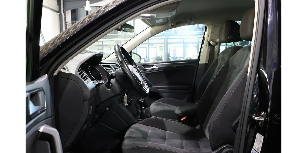 VW Tiguan 2.0 TDI HIGHLINE / LED, ACC+LANE, AHK 141.000 km 18.111 &euro; Hamm 59077