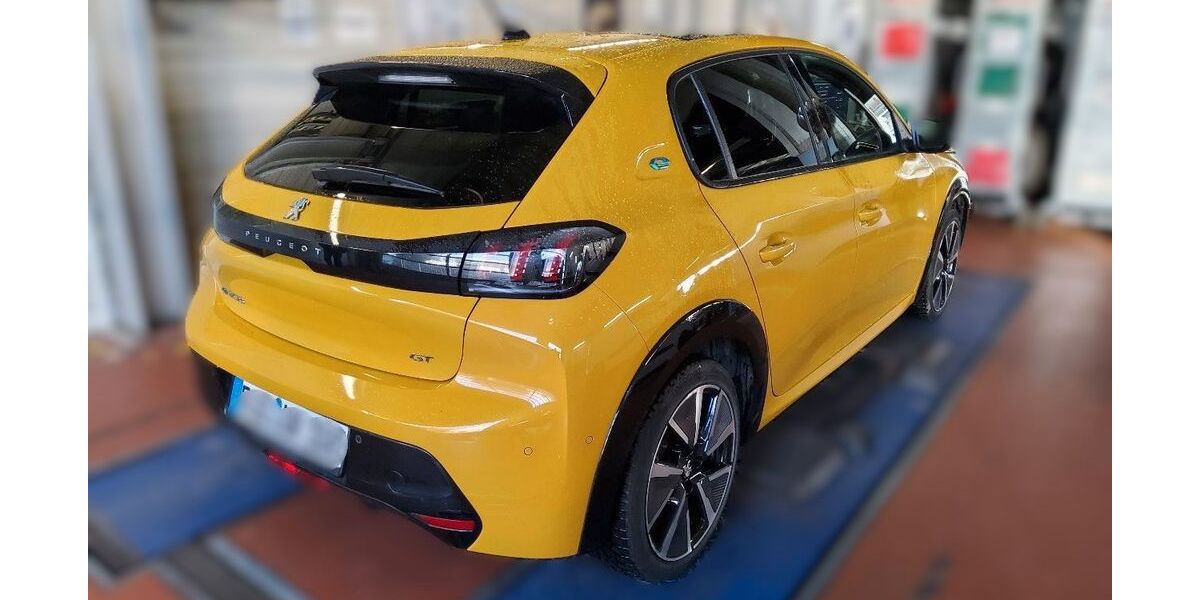 Peugeot 208 15.700 km 17.699 &euro; Westoverledingen 26810