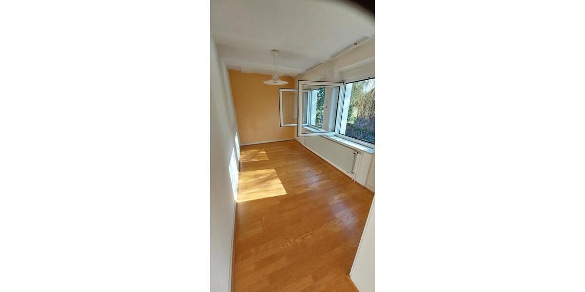 Bauernhaus, Landhaus Felsberg - 9 Zimmer, 300 m&sup2;, 354.000&euro; | Angebot:25225011