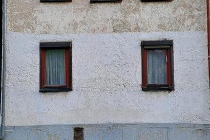 renovierungsbedürftiges Wohnhaus mit Potenzial 8 zimmer