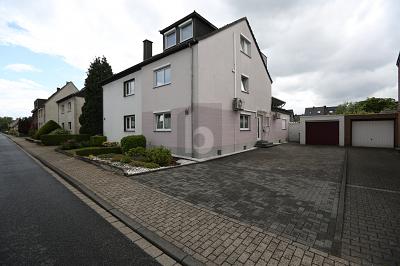 CHARMANT MIT GARTEN - Haus Duisburg Angerhausen | Angebot:26693351