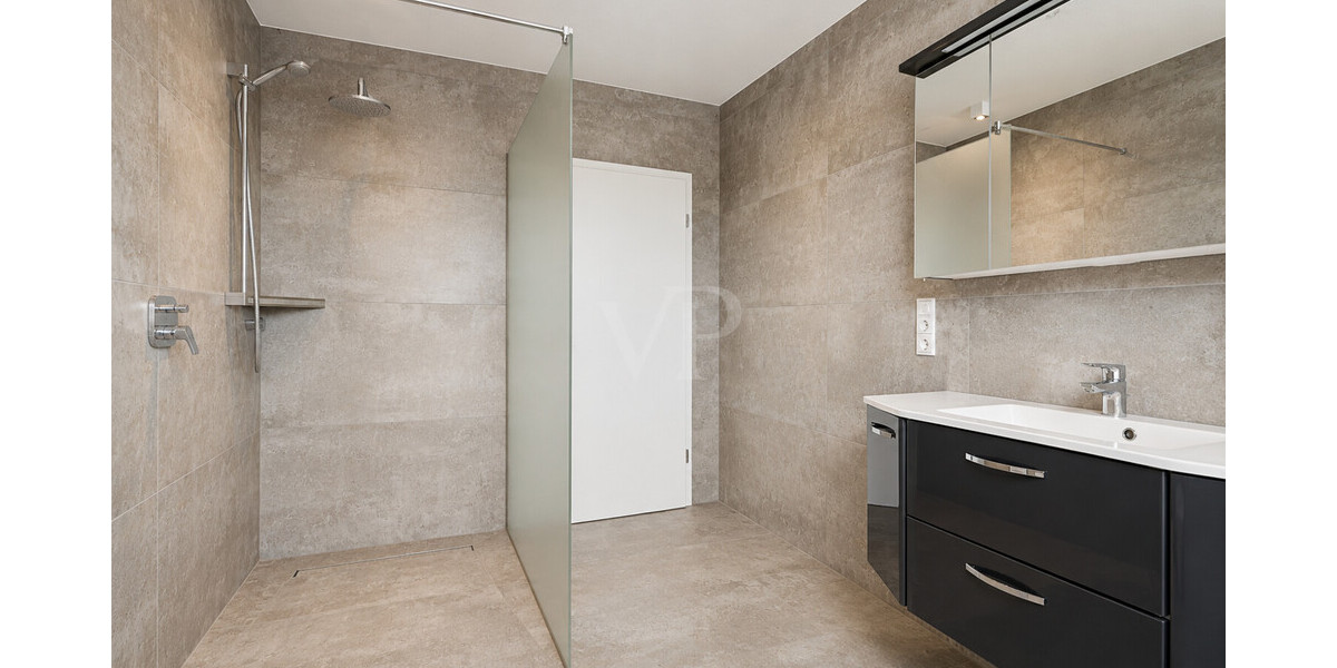 Exklusives Penthouse mit großzügiger Dachterrasse – stilvolles Wohnen auf gehobenen Niveau - Einfamilienhaus Rheine-Mesum Rheine | Angebot:27134492