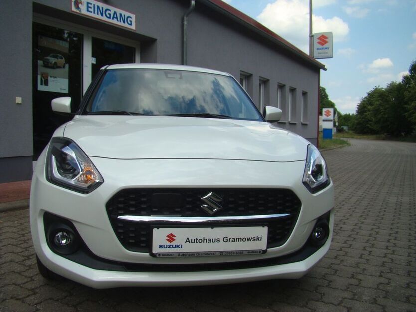 Suzuki Swift 8 km 17.999 € Templin 17268