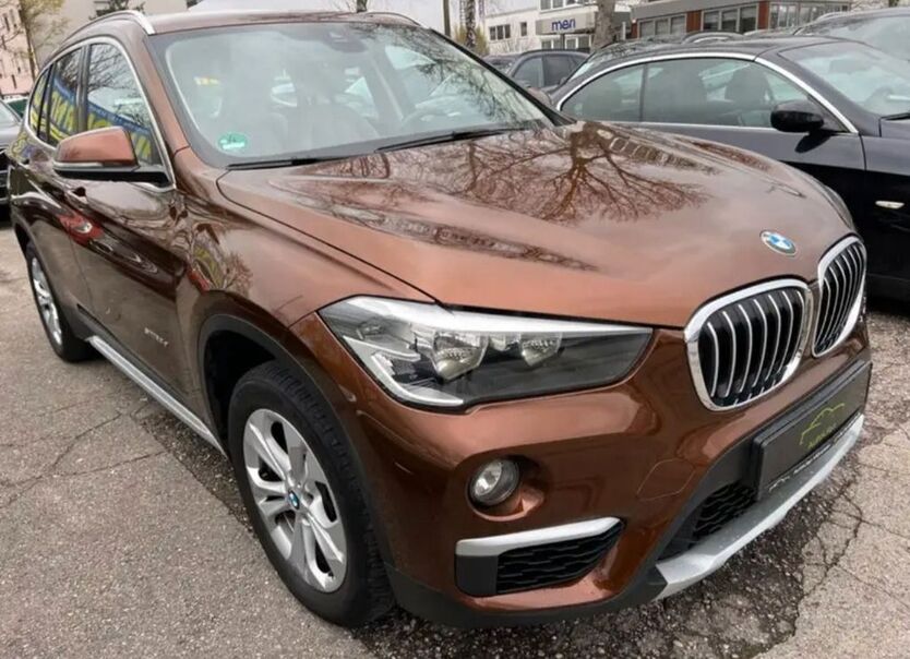 BMW X1 88.000 km 16.500 € Dachau 85221