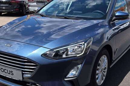 Ford Focus 17.650 km 17.990 &euro; Mörfelden-Walldorf 64546