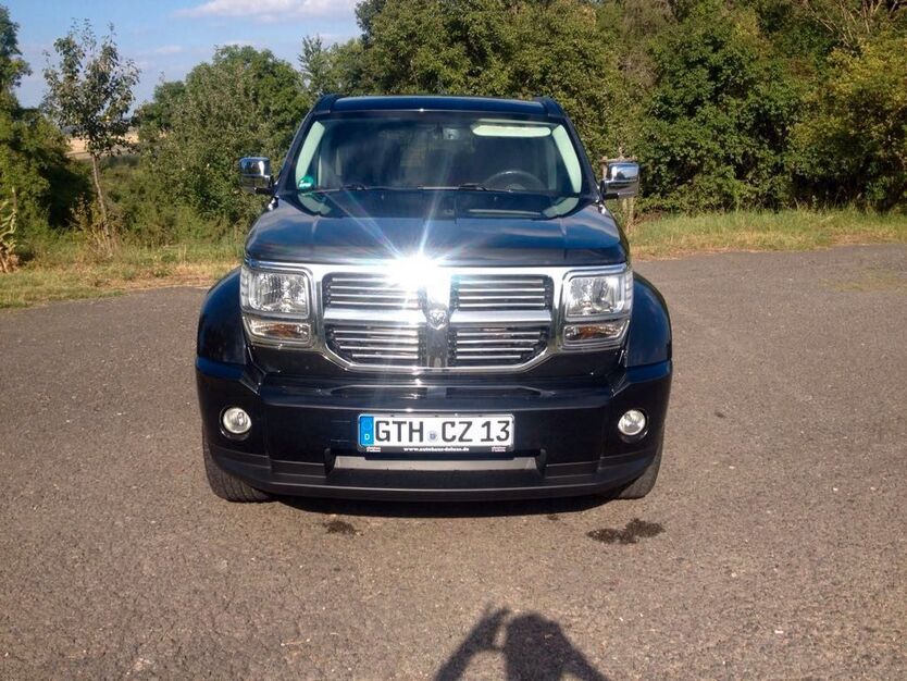 Dodge Nitro 157.000 km 9.990 € Gotha 99867