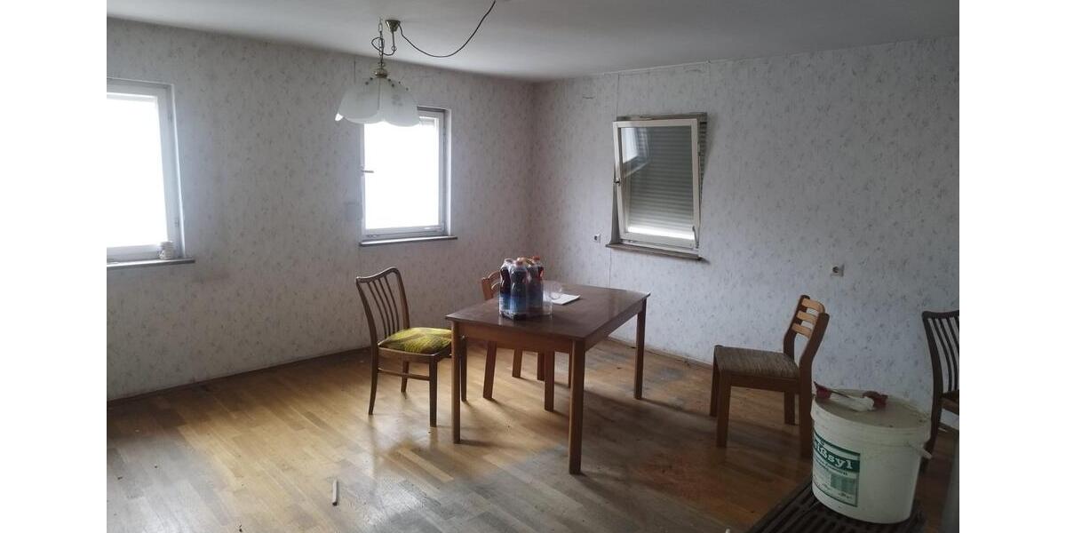 Einfamilienhaus Hayingen - 3 Zimmer, 140 m&sup2;, 600&euro; | Angebot:26678212
