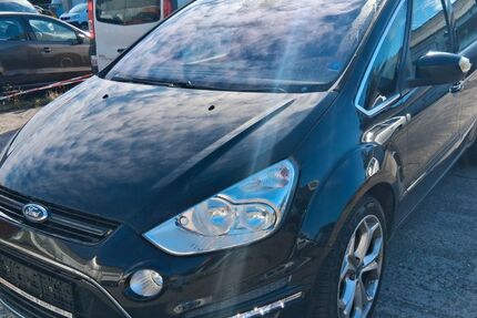 Ford S-Max 150.000 km 5.500 &euro; Berlin 13127